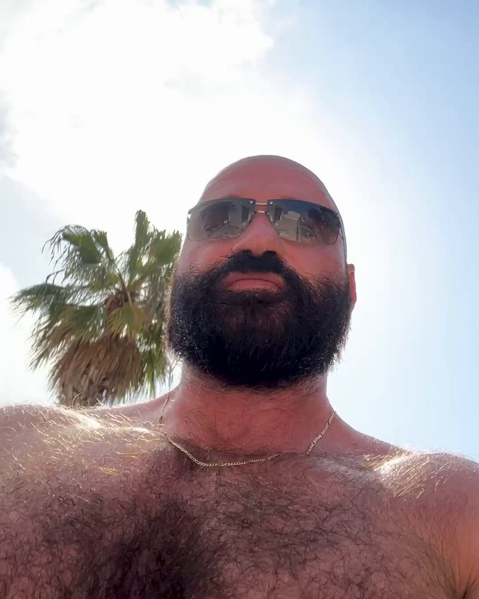 all the Ushuaïa, Hï, Pacha and Amnesias on this island 🥰 🎉 🏝️what an amazing trip guys