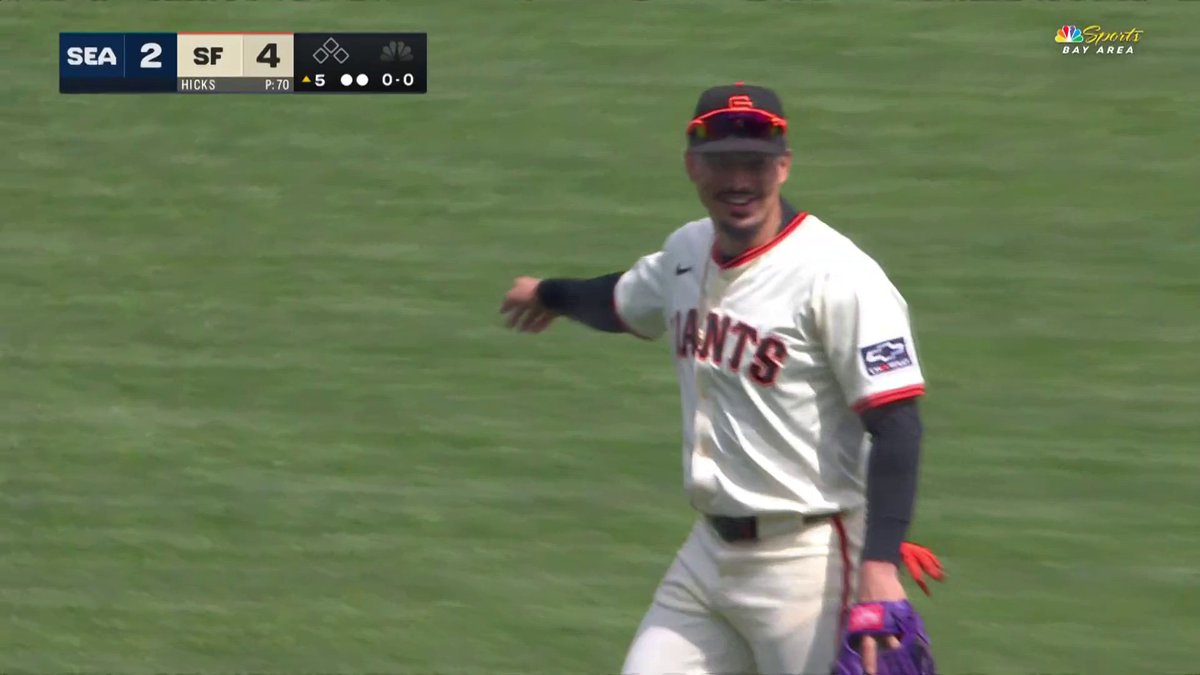 Adames robs Rodriguez again 😅