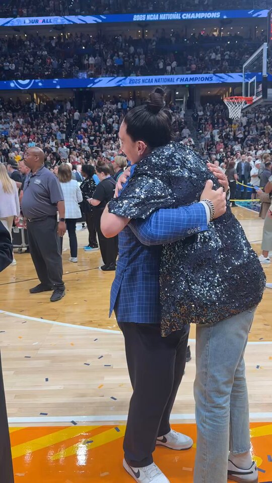 Breanna Stewart celebrates UConn’s first championship since she helped them to a four-peat in 2016. Huskies were dominant in every way today en route to National Title #12!