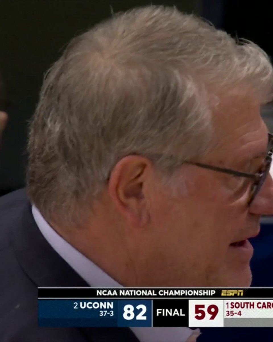 The final Paige in the book of Bueckers is NCAA title No. 12 for UConn 🏆