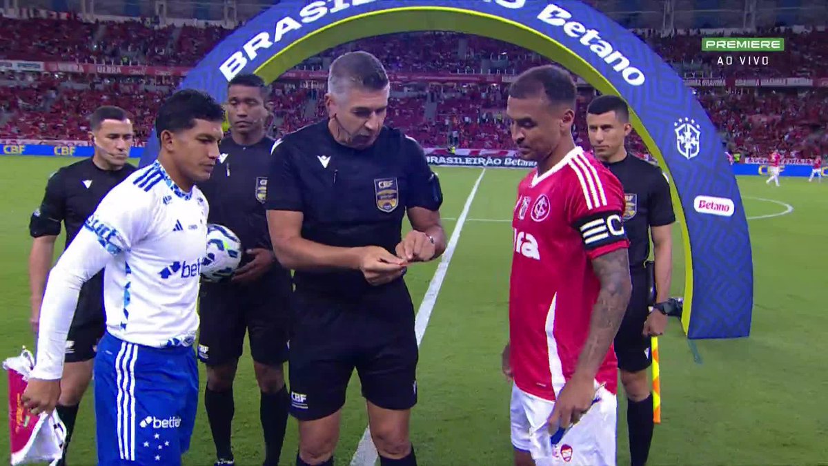 "É futebol, não é igreja!"