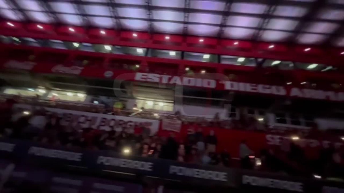 FIESTA EN LA PATERNAL: Argentinos presentó las remodelaciones en el Diego Armando Maradona.