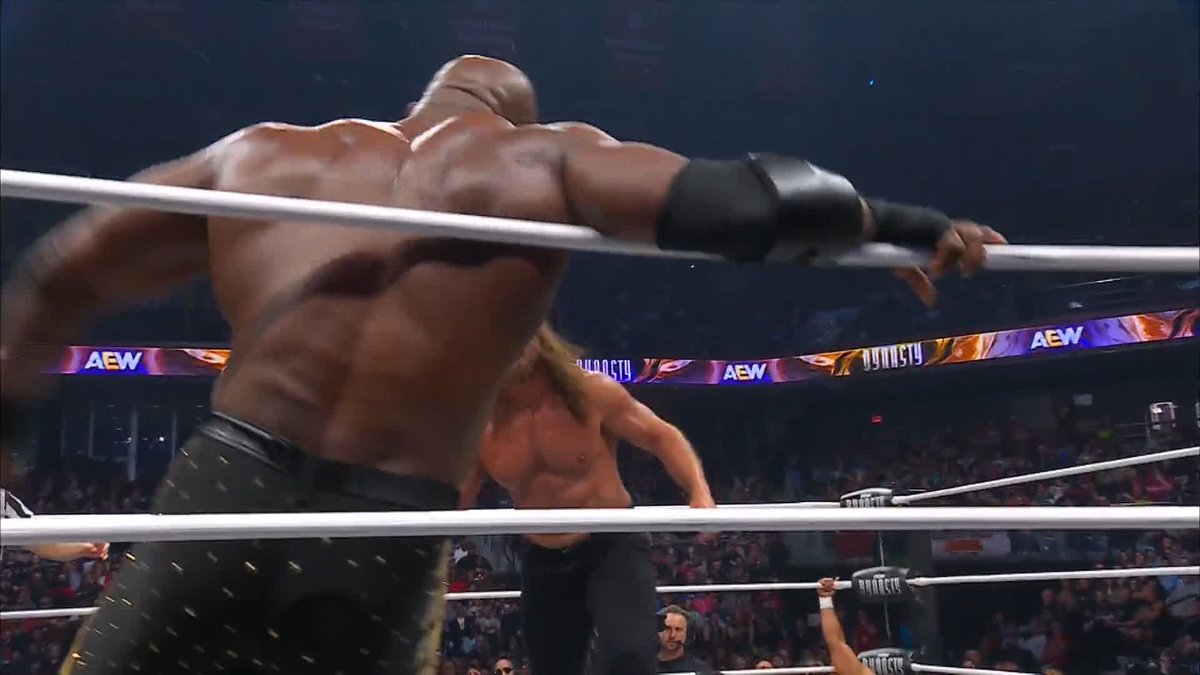 MJF HIT BIG BILL WITH THE DYNAMITE DIAMOND RING TO HELPMTHE HURT SYNDICATE WTF?!?!!? #AEW #AEWDynasty