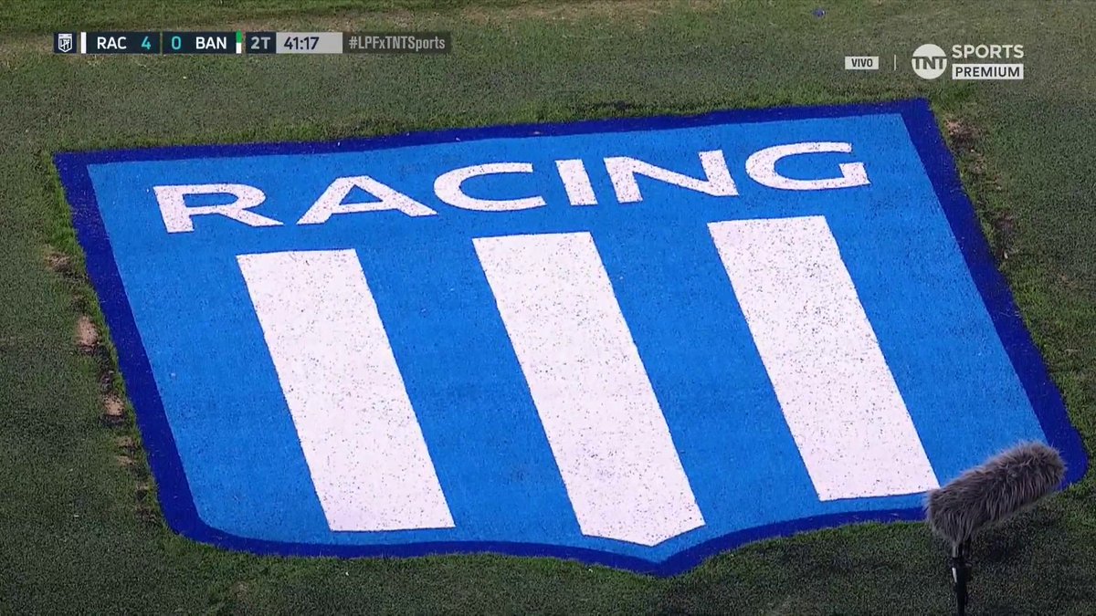 EL ESCUDO NO SE PISA 😅 👉 Gustavo Costas y las indicaciones a Maravilla Martínez y Luciano Vietto tras ser reemplazados