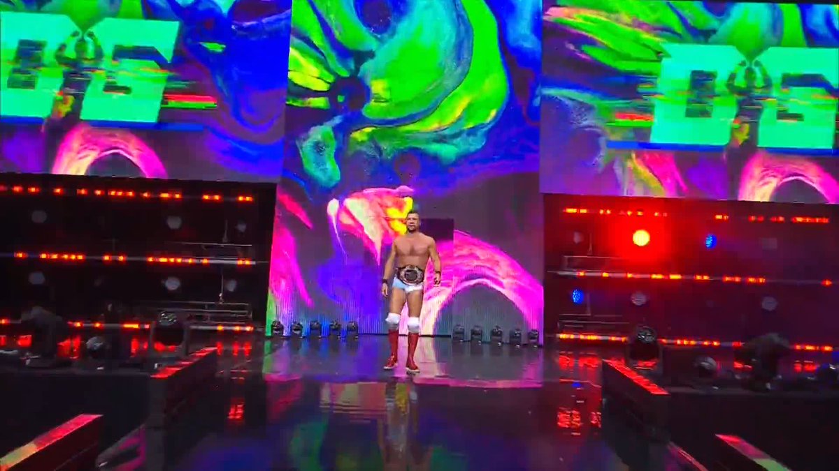 Oof no pop for DG😬 He isn’t nearly as over as he used to be. Sad title reign. #AEWDynasty