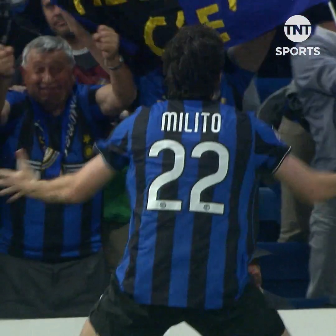 Diego Milito at the double ⚽️⚽️ The Argentine forward fired Jose Mourinho's Inter to Champions League glory in their 2010 final against Bayern 🙏 📺 The two teams face off again on Tuesday