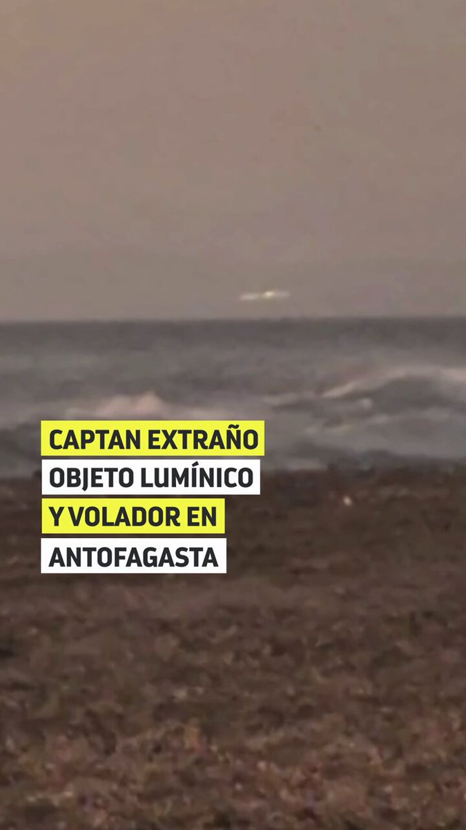 Usuarios en redes sociales evidenciaron extraños objetos lumínicos desde la playa Llacolén, en Antofagasta, y especulaban que se trataba de un fenómeno aéreo anómalo.