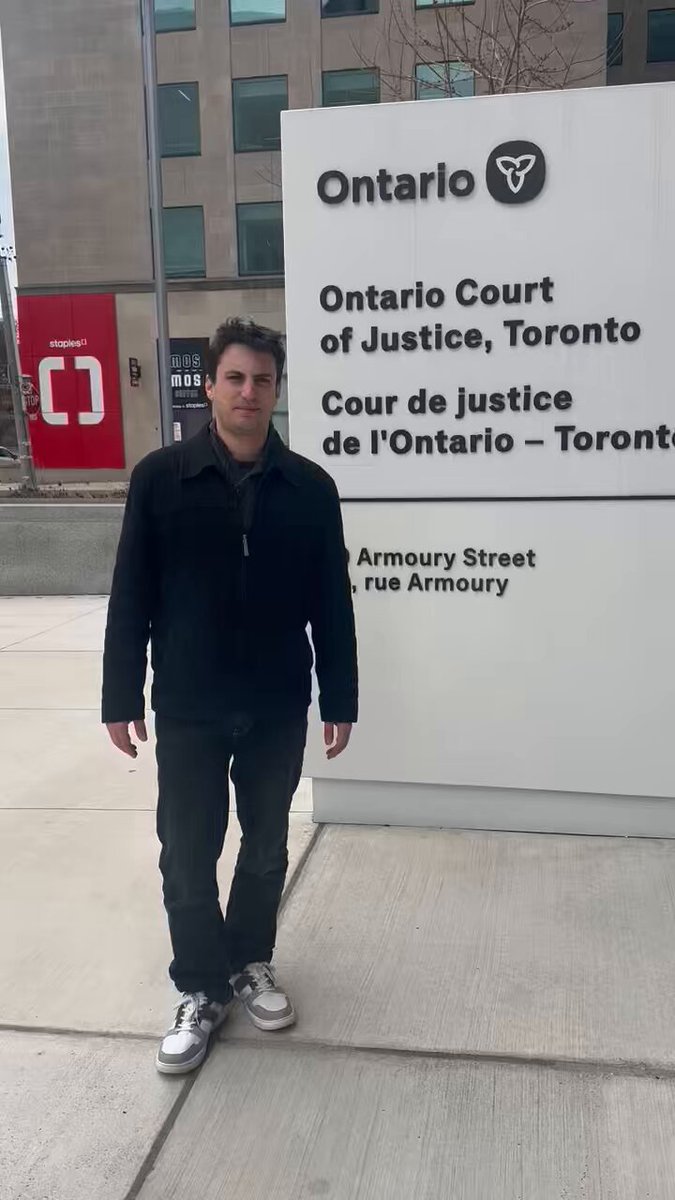 I’m outside the Ontario court of justice in Toronto, where a Canadian patriot, Daniel Tate is facing 2 years in prison for writing “Free John” on the boarding that is covering up the first Prime Minster of Canada Sir John A MacDonald at Queens Park. This is a great example of 2-Tier policing because if he wrote Free Palestine instead he’d probably be given the key to the city.
