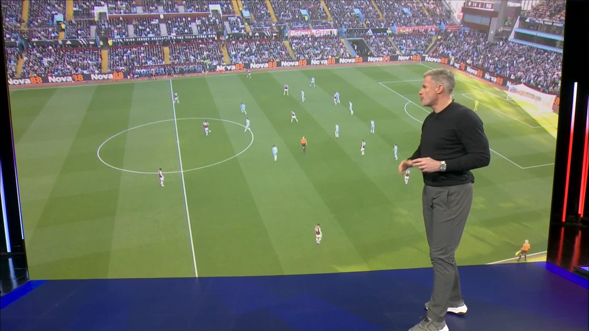 "They've got problems between the lines!" @carra23 on how Aston Villa managed to exploit pockets of space against Nottingham Forest on Saturday 🧐