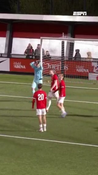 "Een penalty?!"🤯
