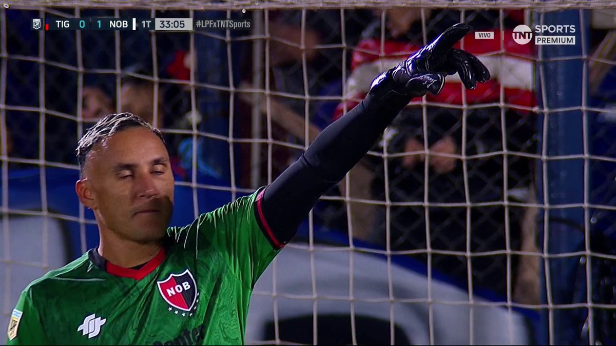 Si Tigre todavía no pudo convertirle un gol a Newell's, es responsabilidad pura y exclusiva del señor Keylor Navas 🧤