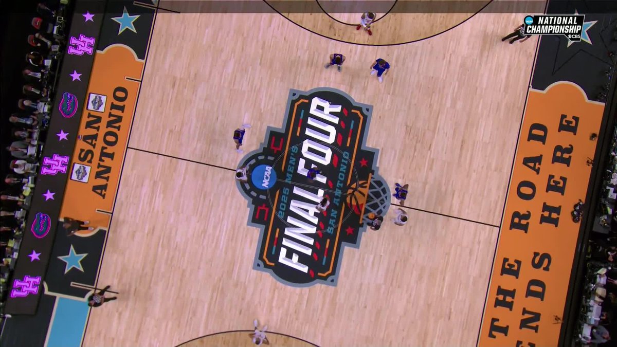 WE'VE WAITED ALL SEASON 🍿 The #NationalChampionship is underway 🤩 #MarchMadness