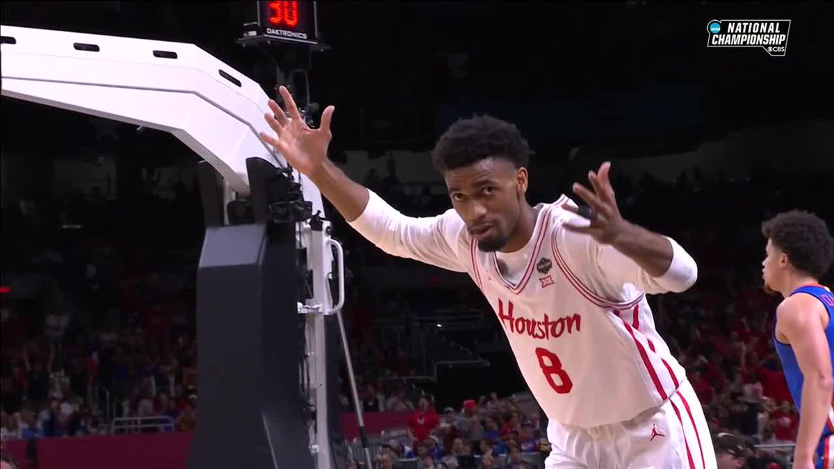 Mylik Wilson is HEATING UP for Houston 🔥