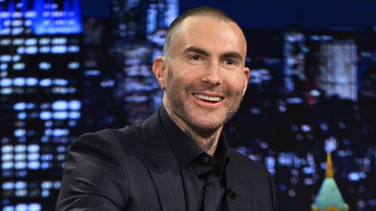 .Adam Levine confirms that Maroon 5 is working on new music! #FallonTonight