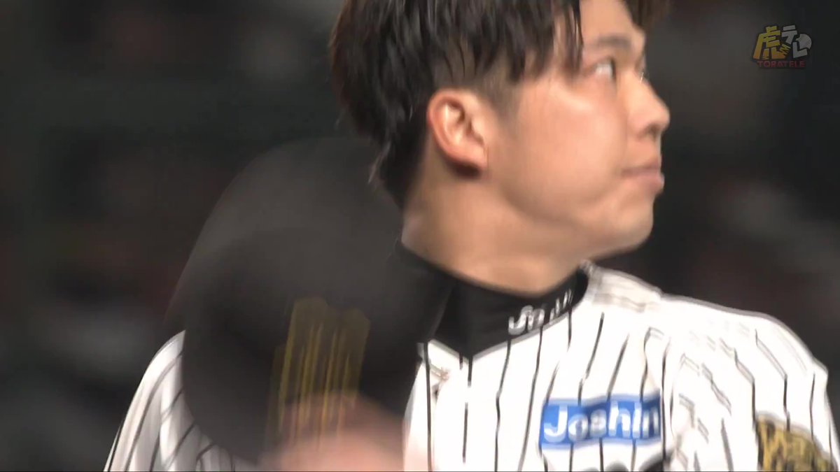 8回表、才木投手は先制点を許すも後続を打ち取り最少失点に留める！ #hanshin #虎テレ #阪神タイガース #鼓動を鳴らせ_虎道を進め