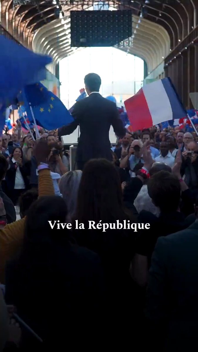 Deux ans. Deux ans pour agir et bâtir un chemin d'espoir pour la France. 🫶🙏🇫🇷 Rejoignez-nous : !