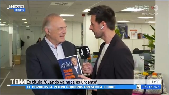 🔴 Pedro Piqueras, en català: "La meva mare me'n va ensenyar i vaig tenir una xicota de Lleida. Espriu i Serrat van fer la resta" El periodista, que es va jubilar fa un any i mig, presenta el llibre "Cuando ya nada es urgente" #TotEsMou3Cat ▶