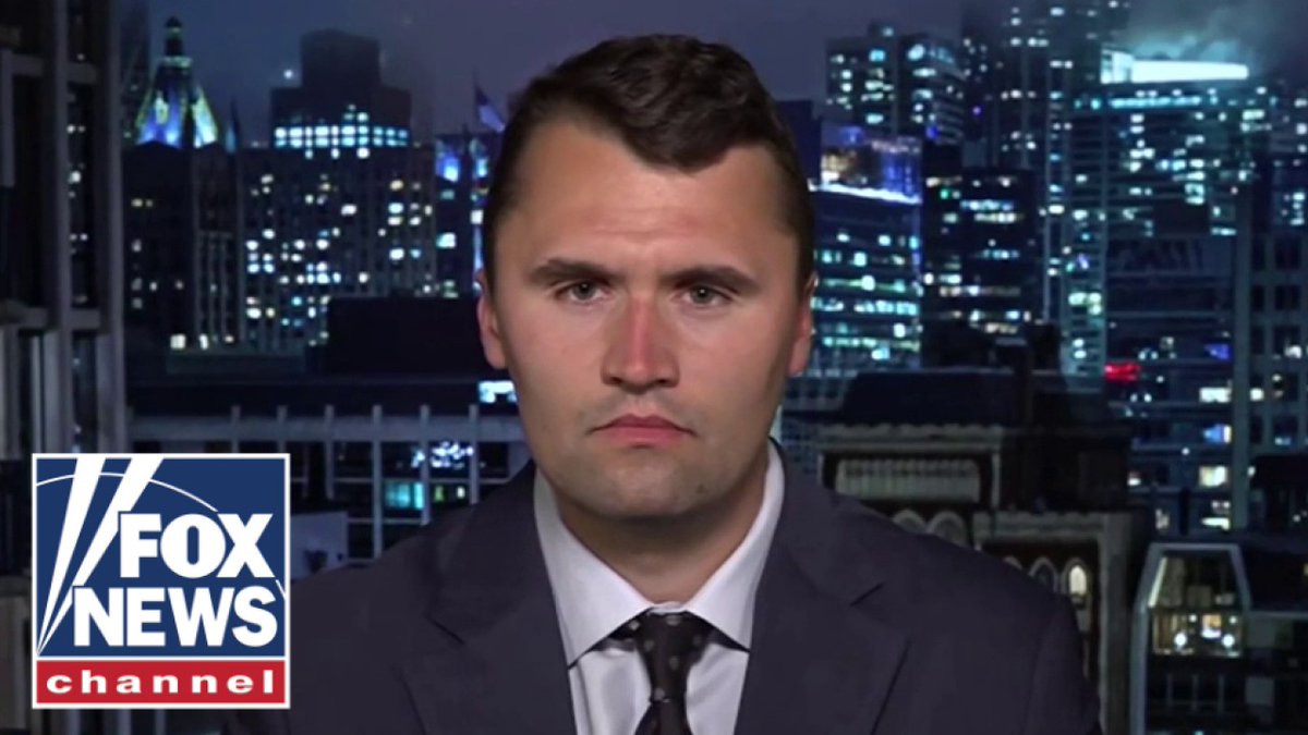Turning Point USA founder Charlie Kirk discusses an attack on a student group at the University of California, Davis with Sean Hannity 🇺🇸.