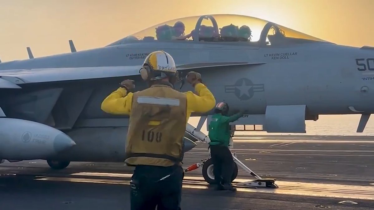 CENTCOM dropping more video from yesterday reminding us that the Iran-backed Houthi terrorist's unrelentless beating continues. 🫡