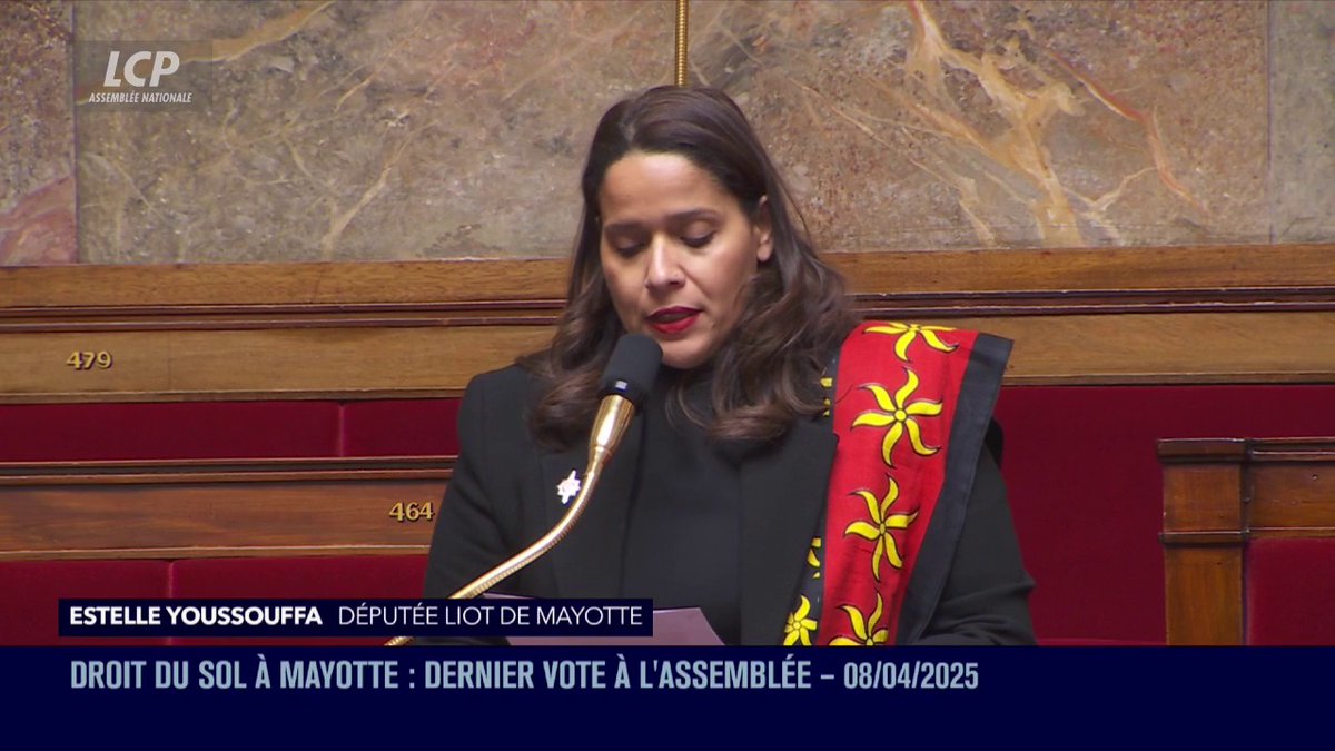 Droit du sol à Mayotte : Estelle Youssouffa Députée, qui répond à la motion de rejet préalable de La France insoumise, accuse la gauche de "vouloir décider pour Mayotte, sans les Mahorais". "Vous êtes comme les pires colons que vous affirmez dénoncer." #DirectAN