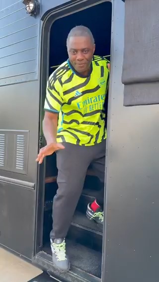 Idris is all of us right now 😅
