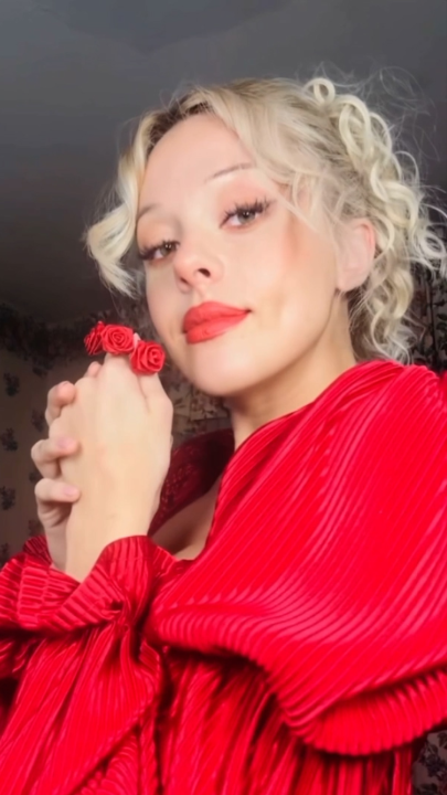 POV: you let Micarah Tewers style your festival outfit… and things get extra 👗✨ with #DreamScreen in YouTube Shorts, the only limit is your imagination. which look are you loving? 👀🎡 #sponsored