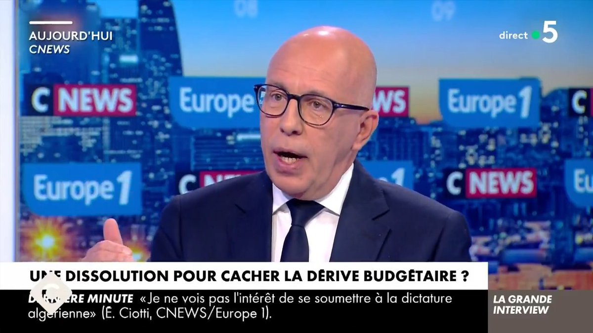 "Macron a dissous l'Assemblée nationale pour masquer le déficit budgétaire" selon Éric Ciotti. "C'est une théorie du complot. La dérive des finances publiques vient de la maladie endémique de la France : l'endettement" Amélie de Montchalin dans #CàVous