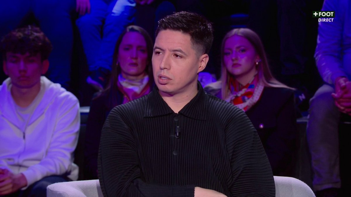 "Si le milieu d'Arsenal est costaud, ça risque de faire très mal au Real Madrid" 😳 Samir Nasri n'est pas convaincu par la composition des Merengue ce soir, vous êtes d'accord avec lui ? 🤐 #ARSRMA | #UCL