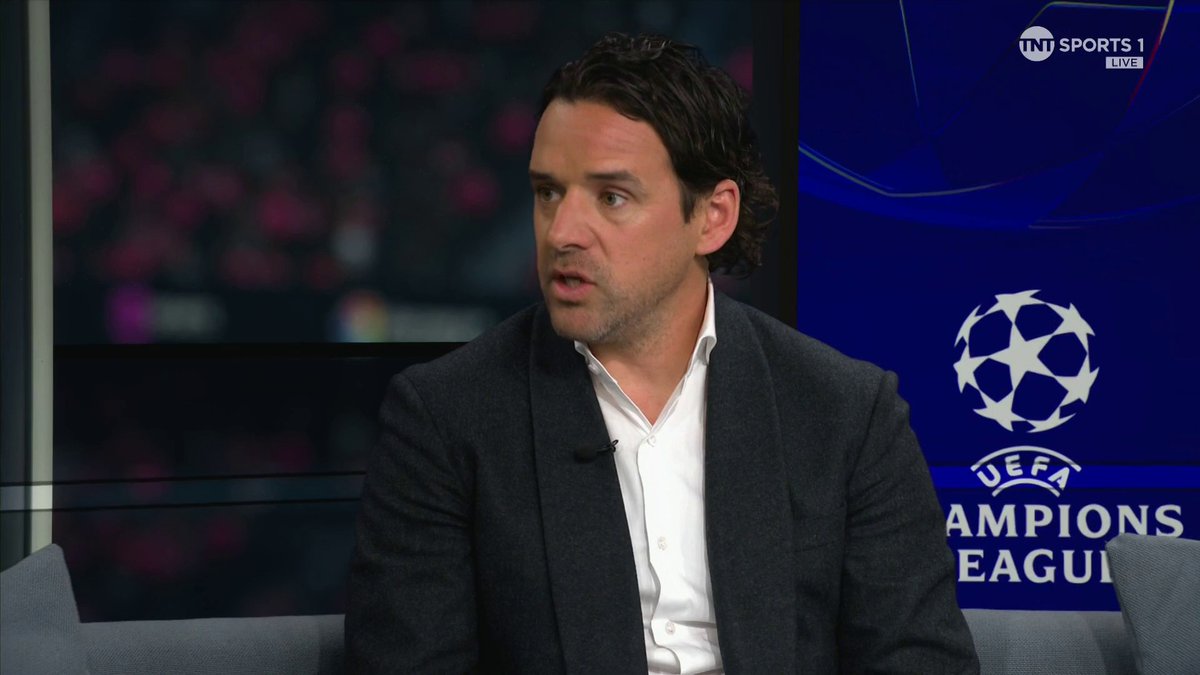 "I think Inter might be slight favourites" 👀 Joe Cole & Owen Hargreaves analyse tonight's tie, as the Bundesliga leaders meet the Serie A leaders 🏆 🎙️ Lynsey Hipgrave | 📺 TNT Sports & discovery+ UK