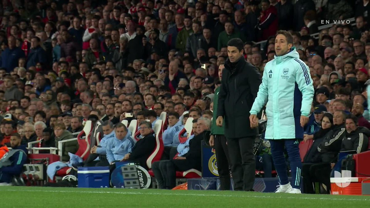 ¿Lo vieron? Mexicanos se hacen presentes en el Arsenal vs Real Madrid