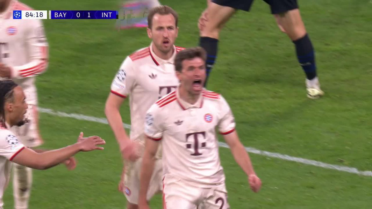 EL GOL DEL INOXIDABLE MÜLLER PARA EMPATARLE AL INTER. 🤯🇩🇪