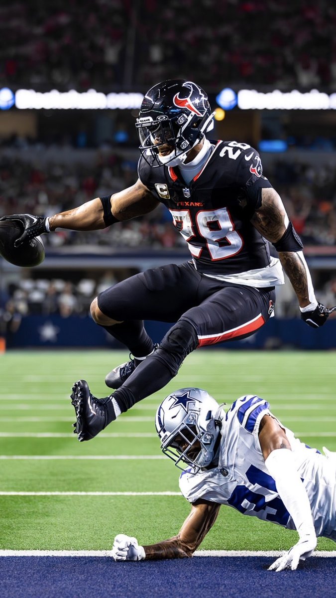 Reminiscing about the time ⚡️Primetime!!!⚡️ scored three TDs on MNF 🤘