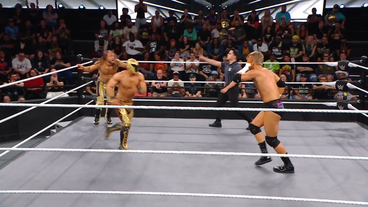Never. Slow. Down. Fraxiom is on 🔥🔥🔥 #WWENXT