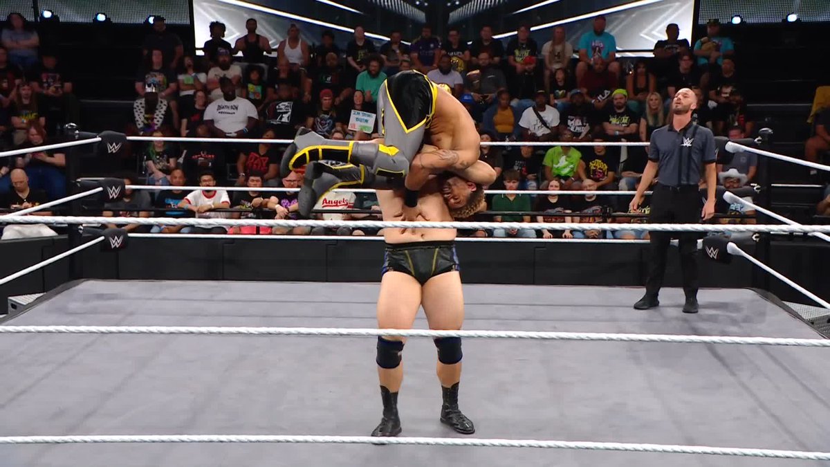 .稲村愛輝 is a BEAST! 😤 #WWENXT