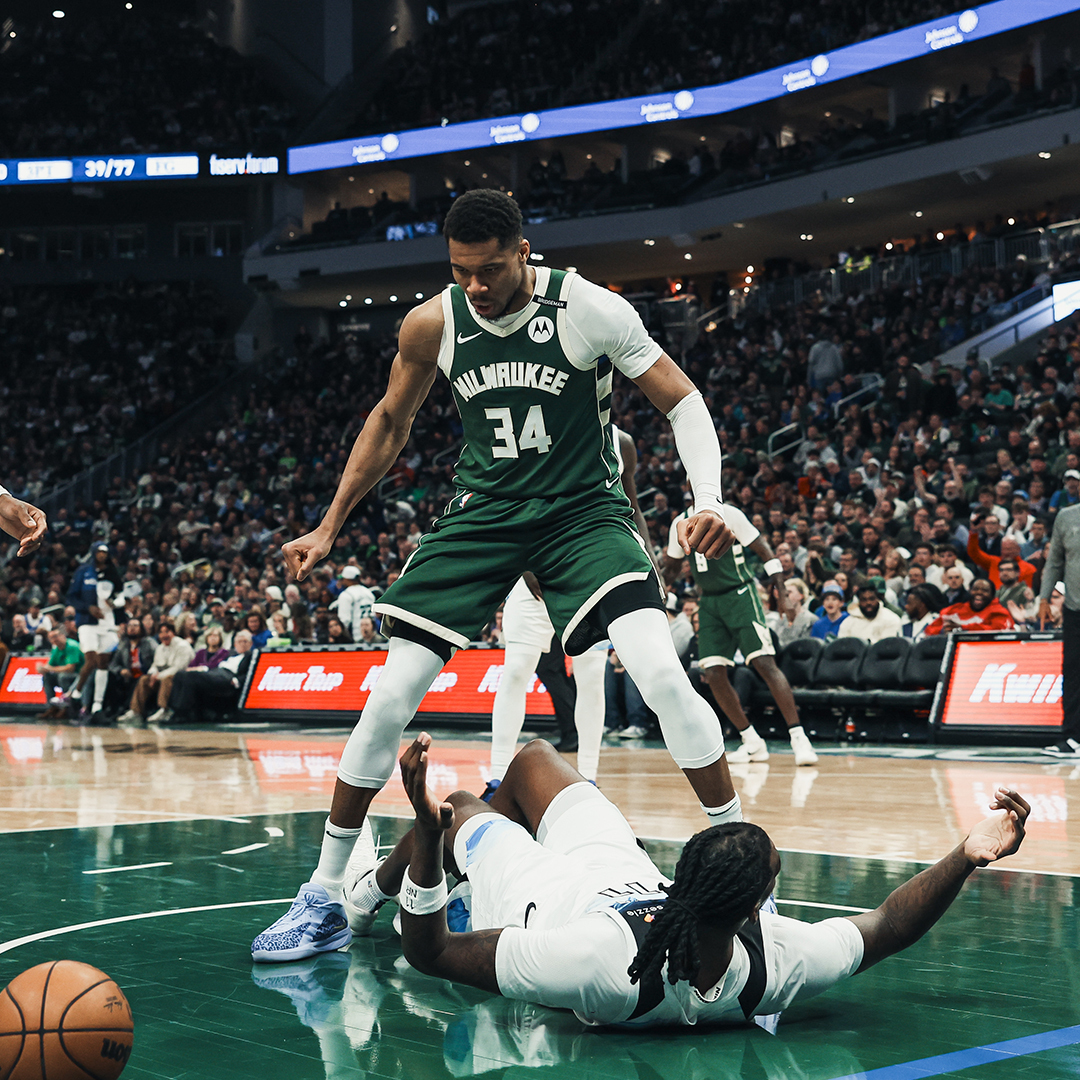 Giannis' THIRD-STRAIGHT triple-double. 23 PTS | 13 REB | 10 AST | 60 FG%