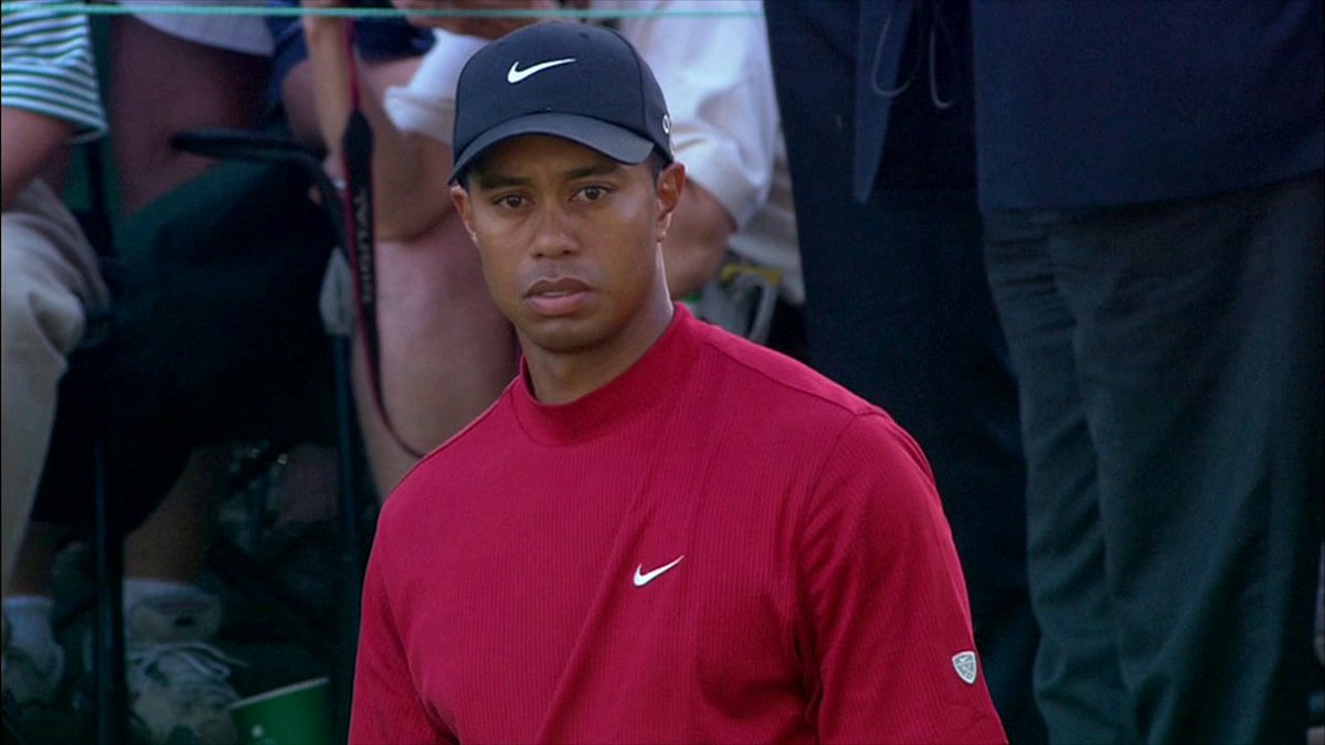 Tiger’s 2005 Masters chip wasn’t just a golf shot — it was sports history in slow motion ⛳ 🙌