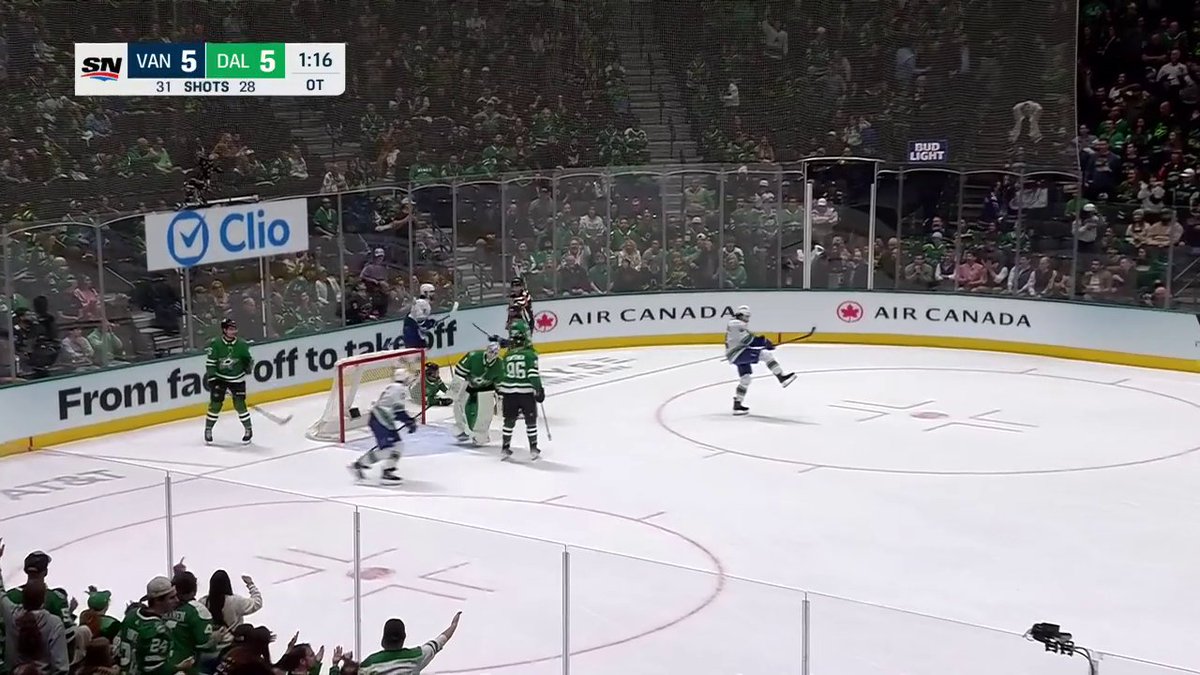 ABSOLUTE INSANITY 🤯 The Vancouver Canucks just became the first team in NHL history to overcome a three-goal deficit in the final minute of regulation to win!