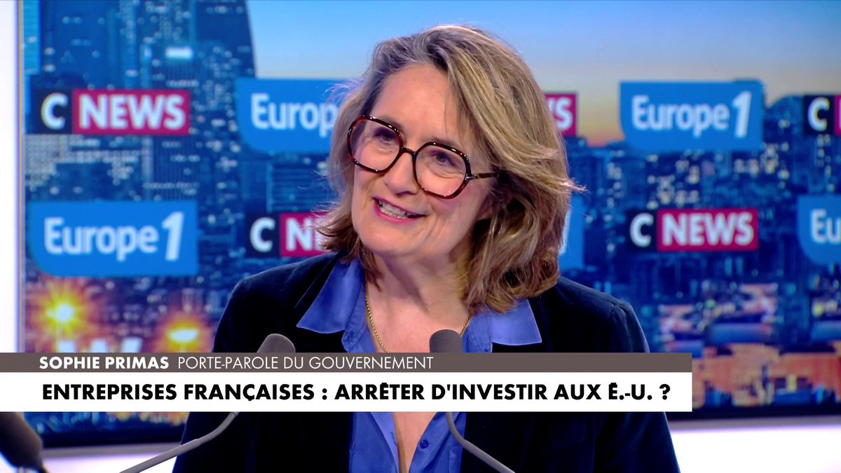 «Nous ne nous mettrons pas à plat ventre devant les Etats-Unis», a affirmé Sophie Primas, porte-parole du gouvernement, dans #LaGrandeInterview. «Nous disons aux investisseurs européens d’attendre avant d’investir aux Etats-Unis».