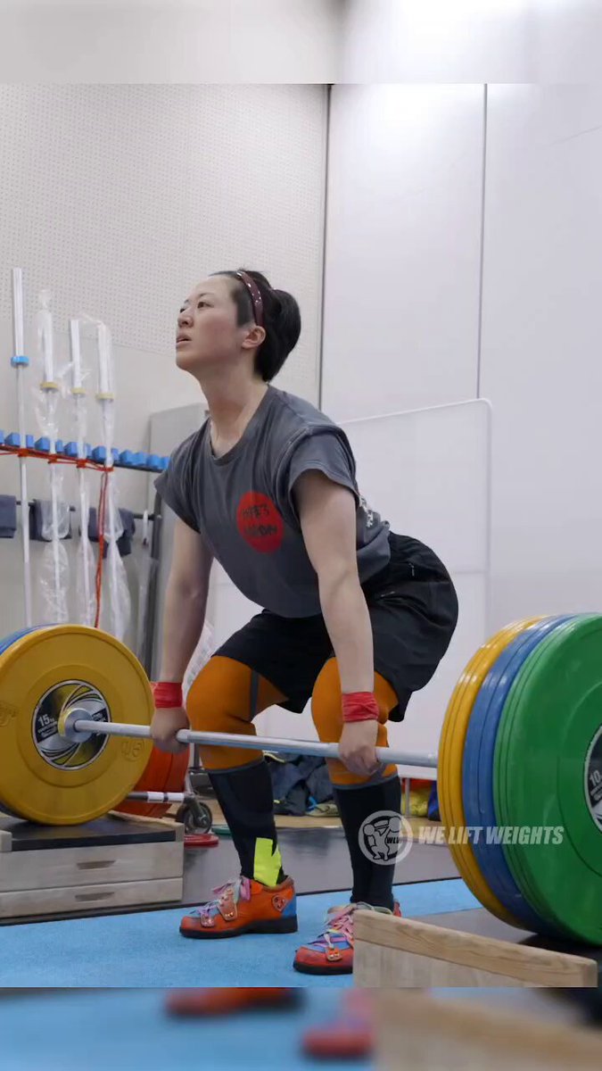 久々に安藤美希子選手のトレーニングをがっつり撮影しました。今年33歳で最近普通にお仕事も始めて体重も4kg減量しているとは思えないくらいキレッキレでした。さすが五輪メダリスト！ 全日本で55kg級の日本記録また録っちゃうんじゃないかな