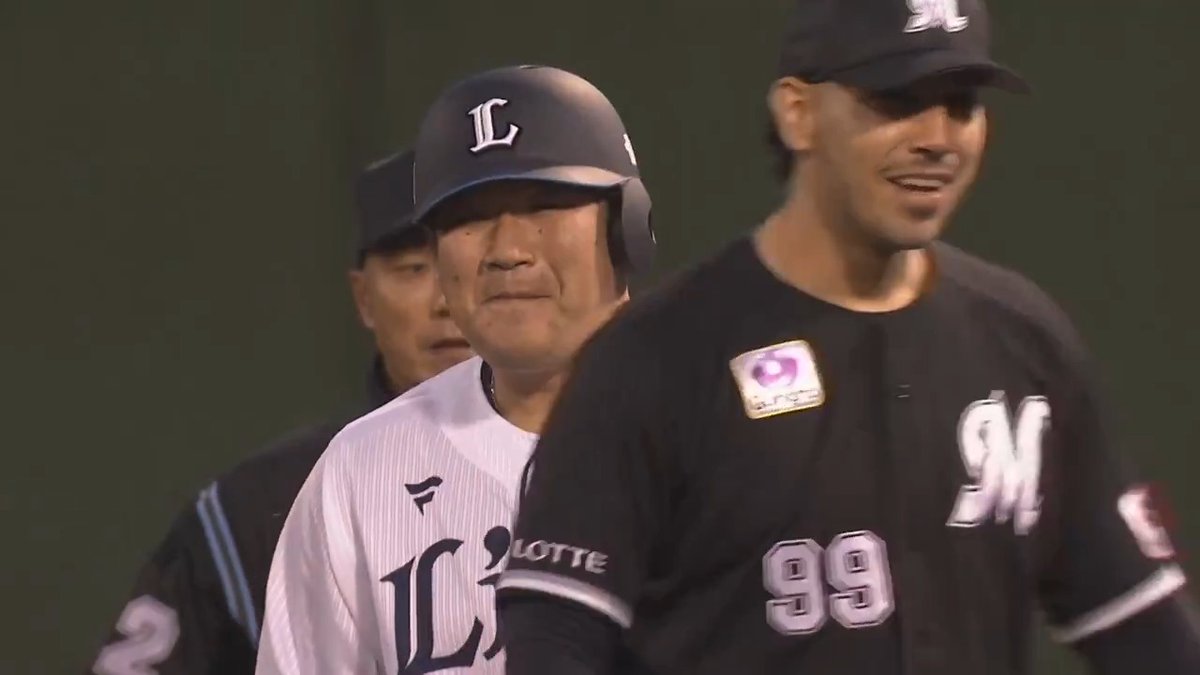 前夜の勢いそのままに! 埼玉西武 #中村剛也 選手が先制タイムリーヒットを放つ‼️🔥 #seibulions 👇ライブ配信はこちら