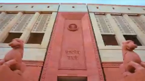 भारत की पहचान को सशक्त बनाने में जैन धर्म की भूमिका अमूल्य रही है। इस अनमोल विरासत को सहेजने को लेकर हमारी प्रतिबद्धता हमारे लोकतंत्र के मंदिर नई संसद में भी हर ओर दिखाई देती है।