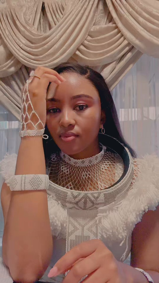 🐄🐄🐄 Have you seen his wife? No? Okay? #2025Bride #Zulugirls