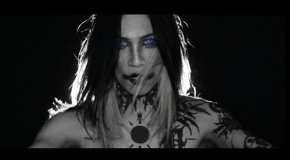 【NEW Song "ONYX "】 私ノ存在。 其ノ全テガ。 無価値。 嗚呼。 無価値。 終焉ノ先。 虚ノ底マデ。 オマエヲヒキズル。 "ONYX " 「私ニハモウ何モ無イ」 XELESIAH - ONYX #XELESIAH #ゼレシア