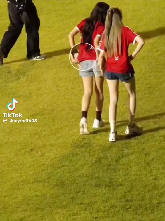 ฉิ่นจ๊ะ เจเจ่เก็บมือถือให้ลูกเราหรออออออ #หลิงออม #LingOrm
