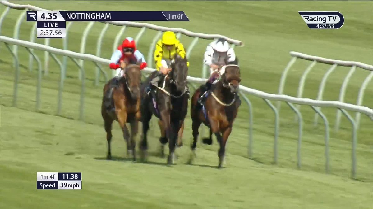 💪 A game effort from Al Qareem to land the £55,000 Further Flight Stakes Nottingham Racecourse 👇🏻