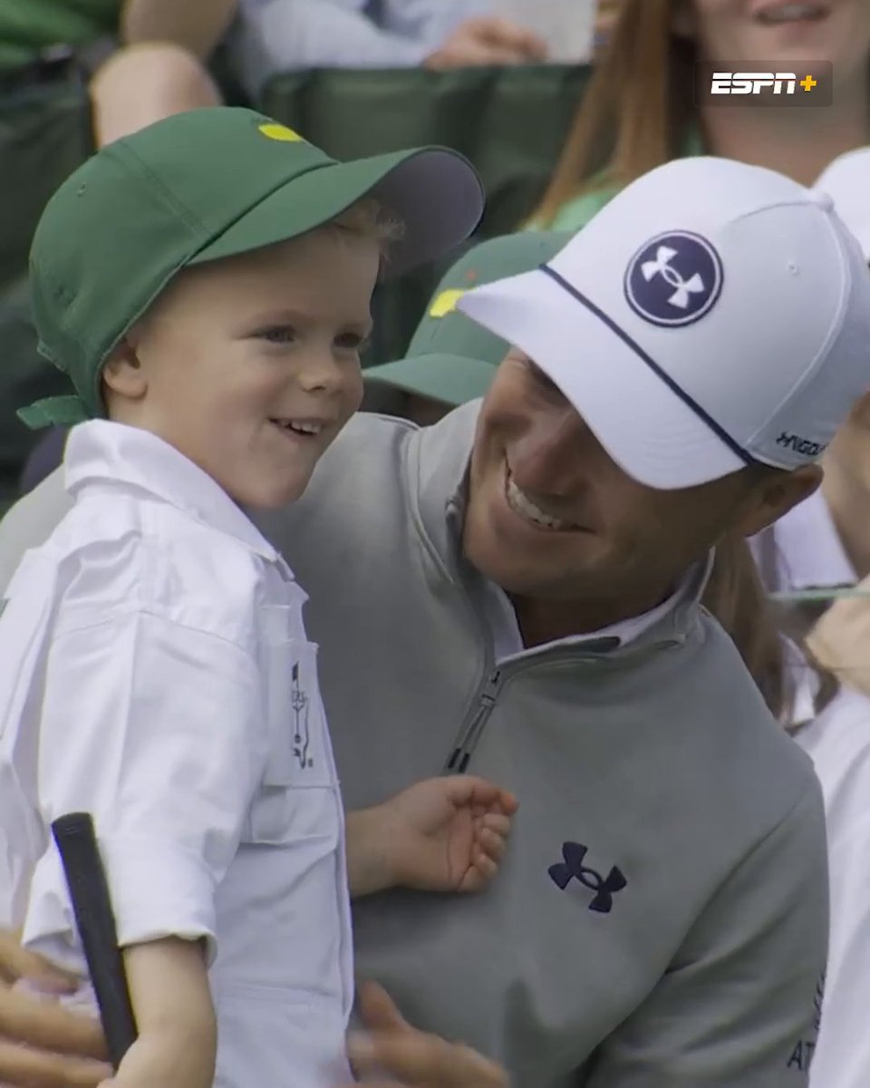 Look how excited Jordan Spieth's son, Sammy, was after this tee shot ❤️ #themasters