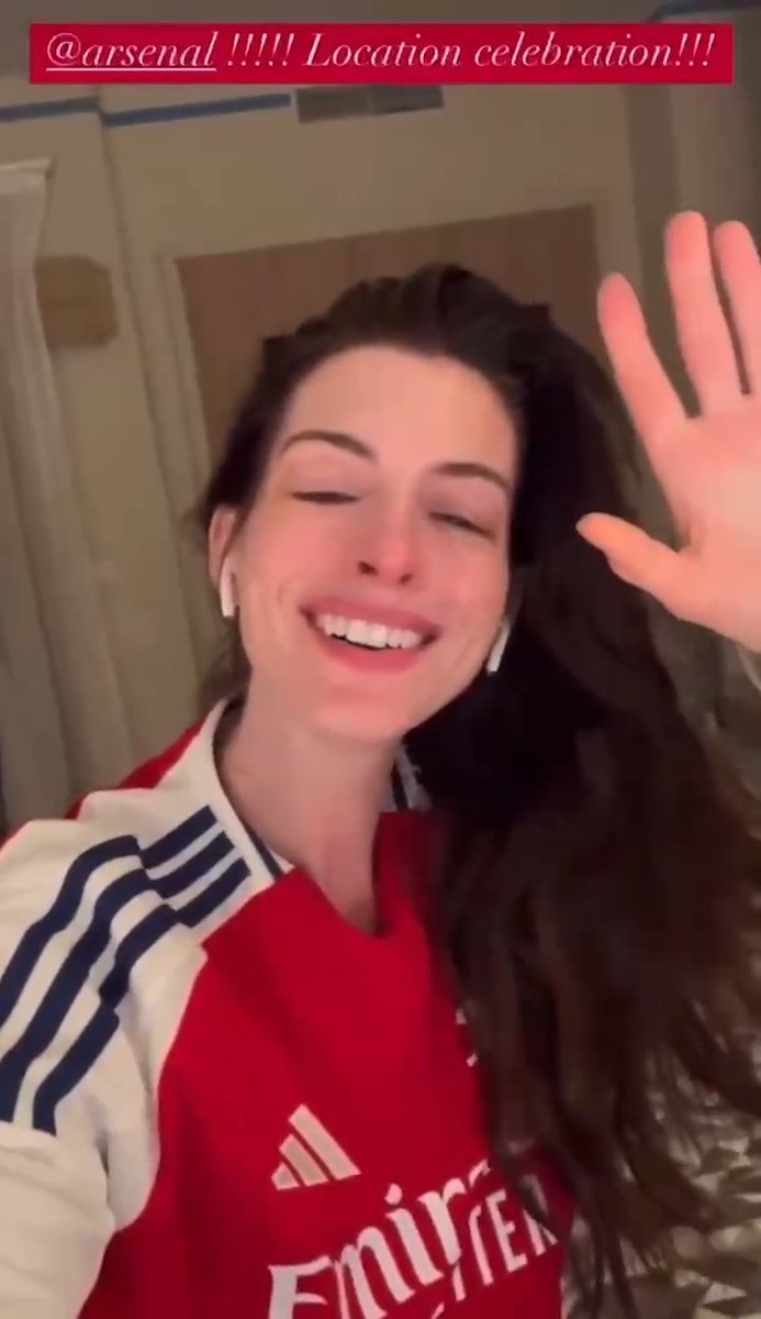 🎶 North London Forever 🎶 Arsenal fan Anne Hathaway has shared her rendition of the club’s iconic anthem after their victory against Real Madrid last night 🎤