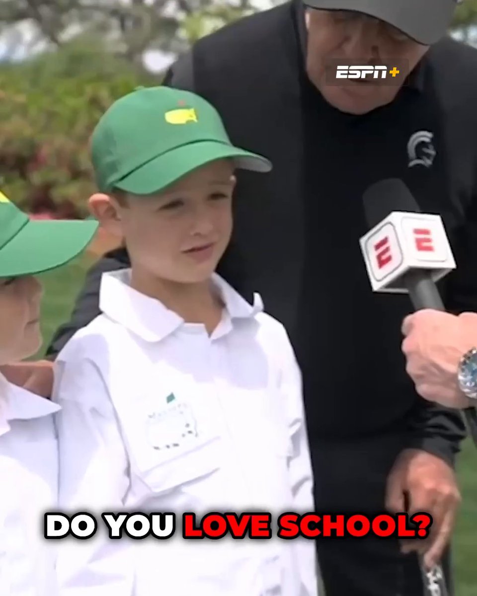 "What's your favorite subject [in school]?" "What's a subject?" 😭 This moment from The Masters Par 3 contest was pure gold 🤣 Marty Smith
