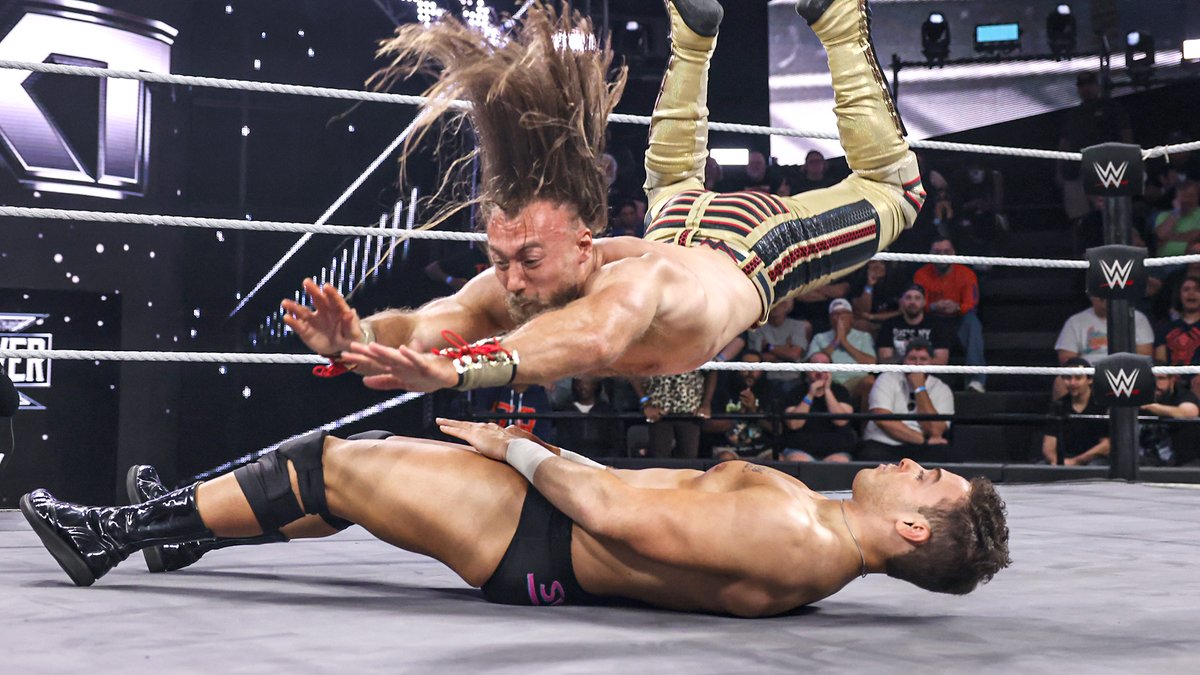 #WWEEvolve's Swipe Right takes on the NXT Tag Team Champions, Fraxiom, in a fast-paced tag team matchup. #WWENXT