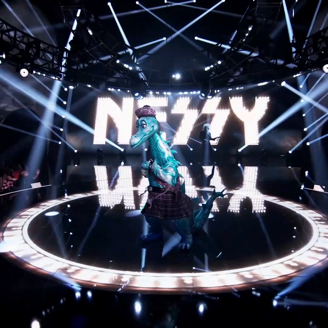 #NessyMask's got talent, hands down! Those pipes >>> #TheMaskedSinger